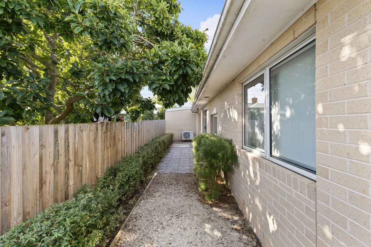 Additional image 11 of 2/6 Church Street, Drouin VIC 3818