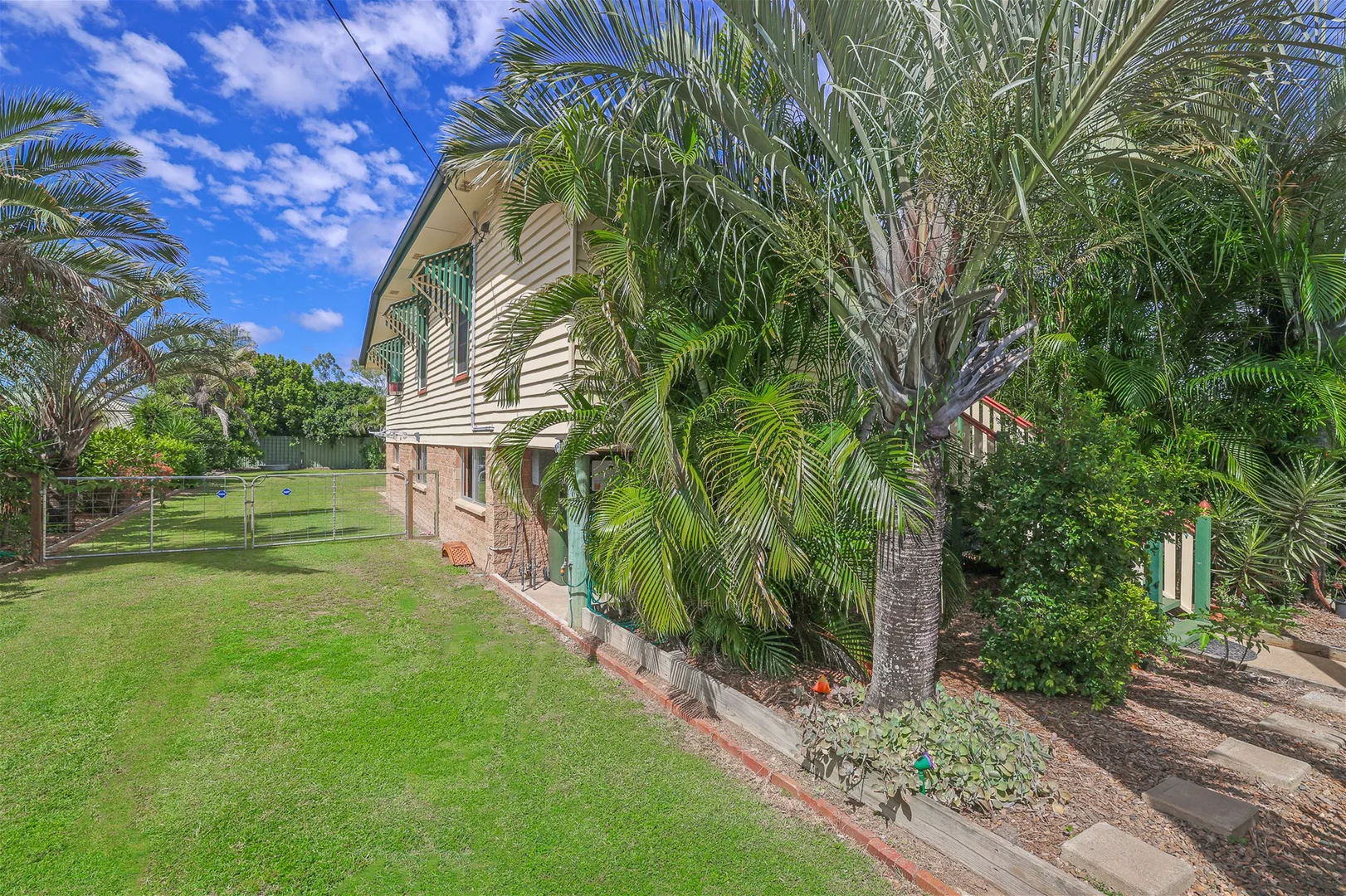 Additional image 28 of 46 Fe Walker Street, Kepnock QLD 4670