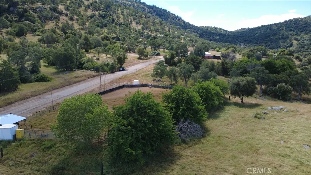 Additional image 57 of 39569 Clover Ln, Squaw Valley, CA 93675