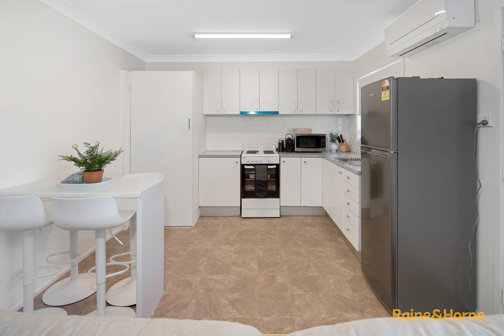 Additional image 8 of 328 Beach Road, Batehaven NSW 2536