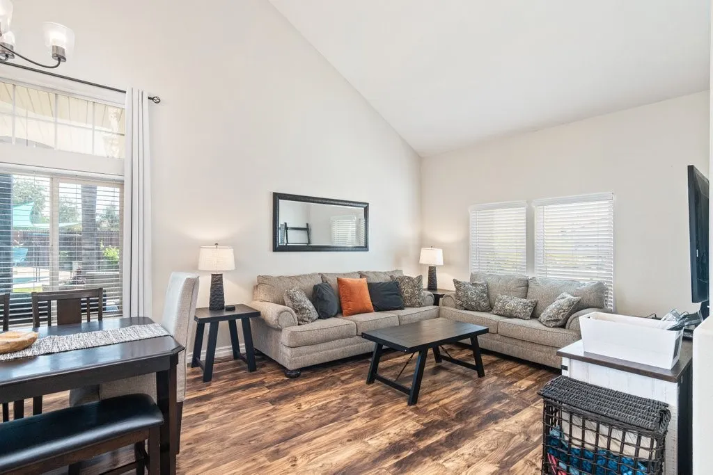 Additional image 16 of 8774 Morninglight Cir, Riverside, CA 92508