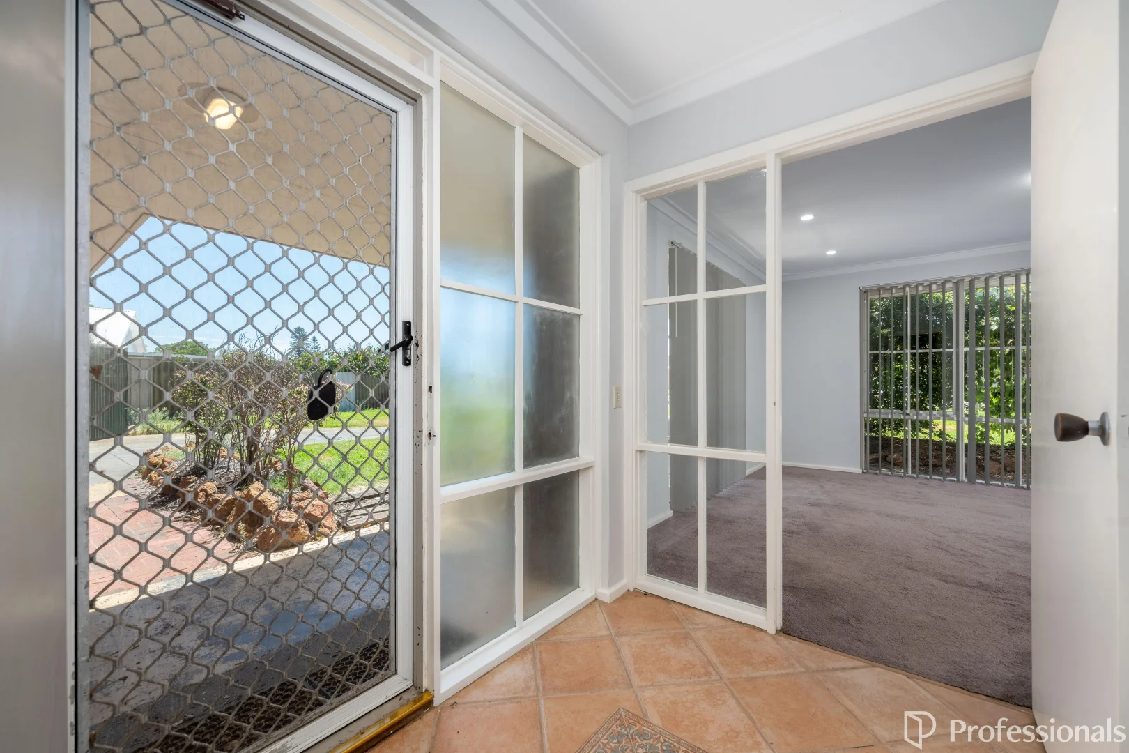Additional image 3 of 9 Thorpe Street, Rockingham WA 6168