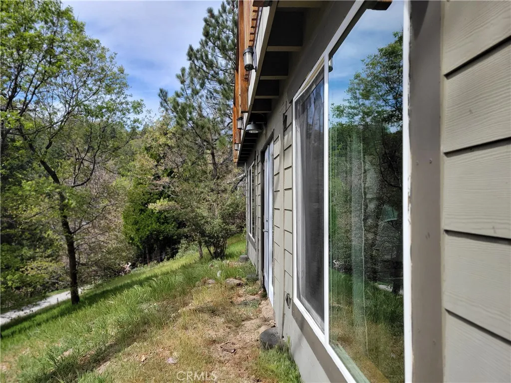 Additional image 16 of 177 Craghill Dr, Cedar Glen, CA 92321