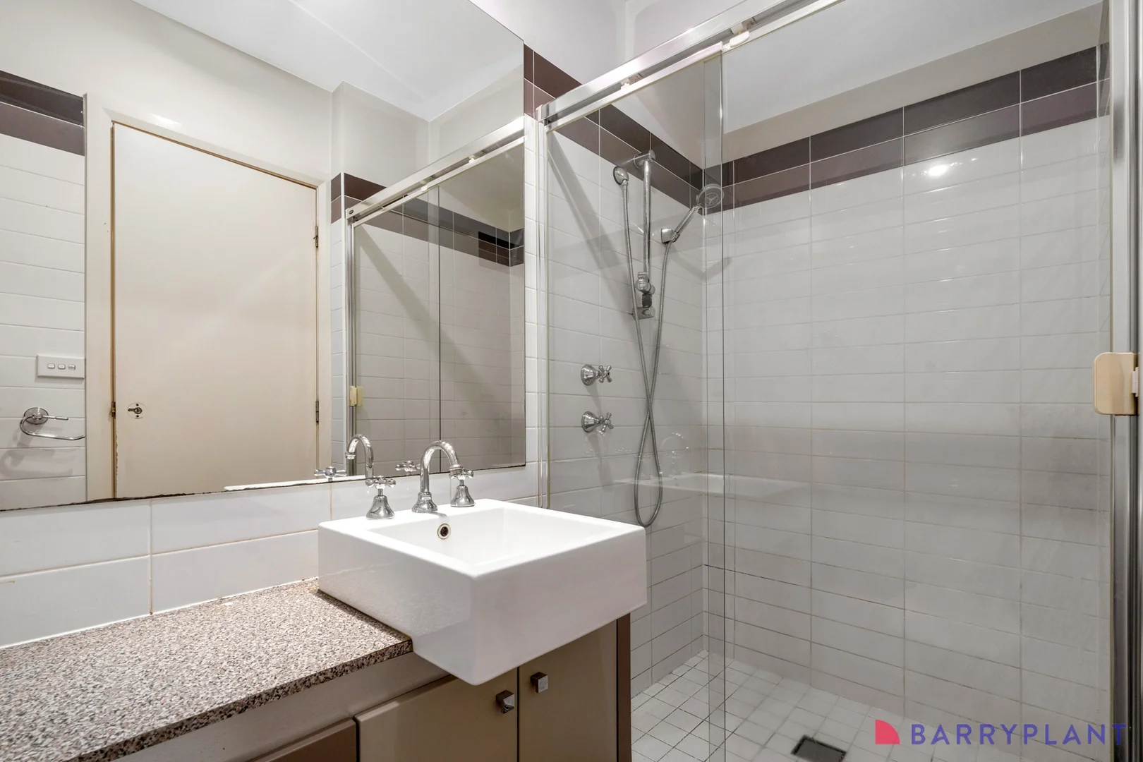 Additional image 5 of 2/9 Oulton Crescent, Reservoir VIC 3073