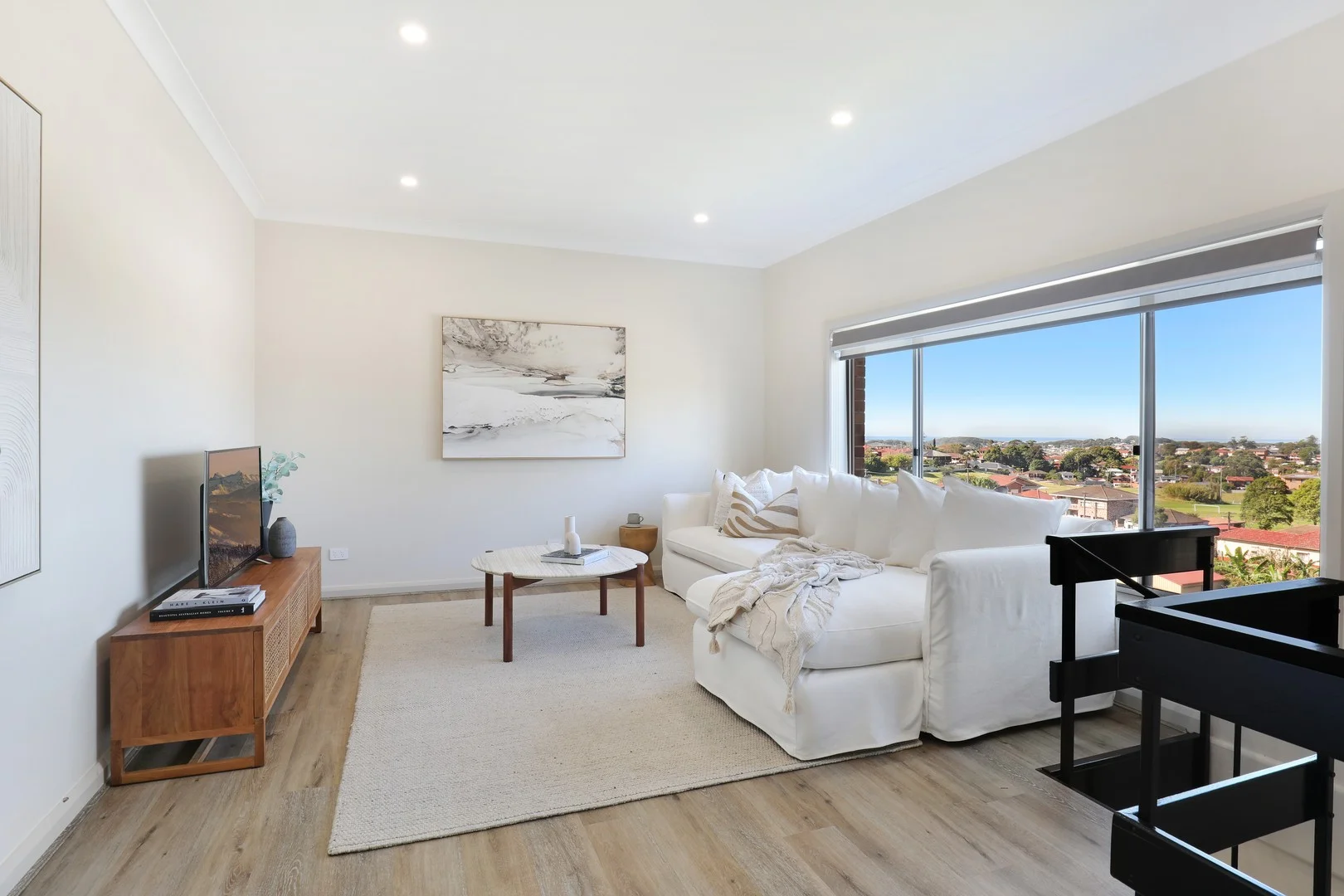 23 Lake Heights Road, Lake Heights NSW 2502