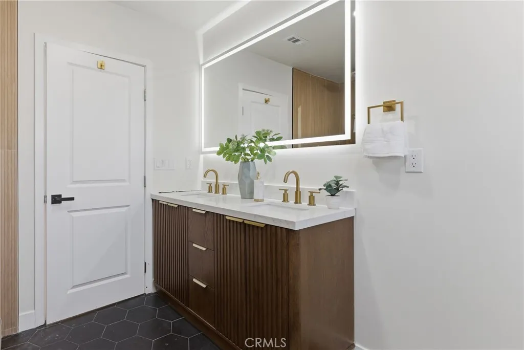 Additional image 41 of 1709 N Mcclay St, Santa Ana, CA 92705