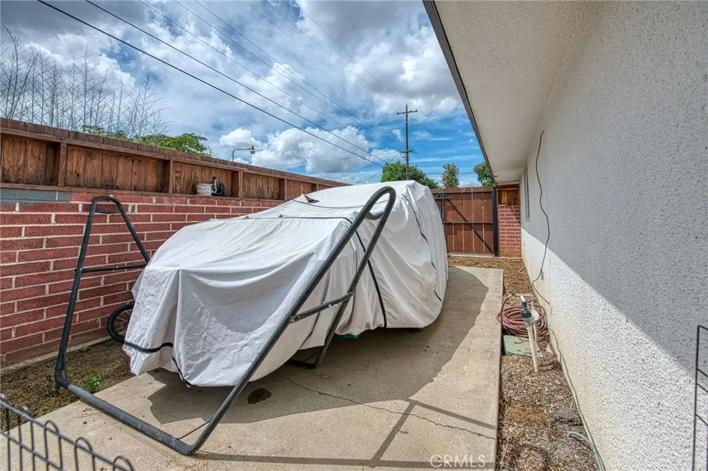 3334 N Harrison Ave, Fresno, CA 93704