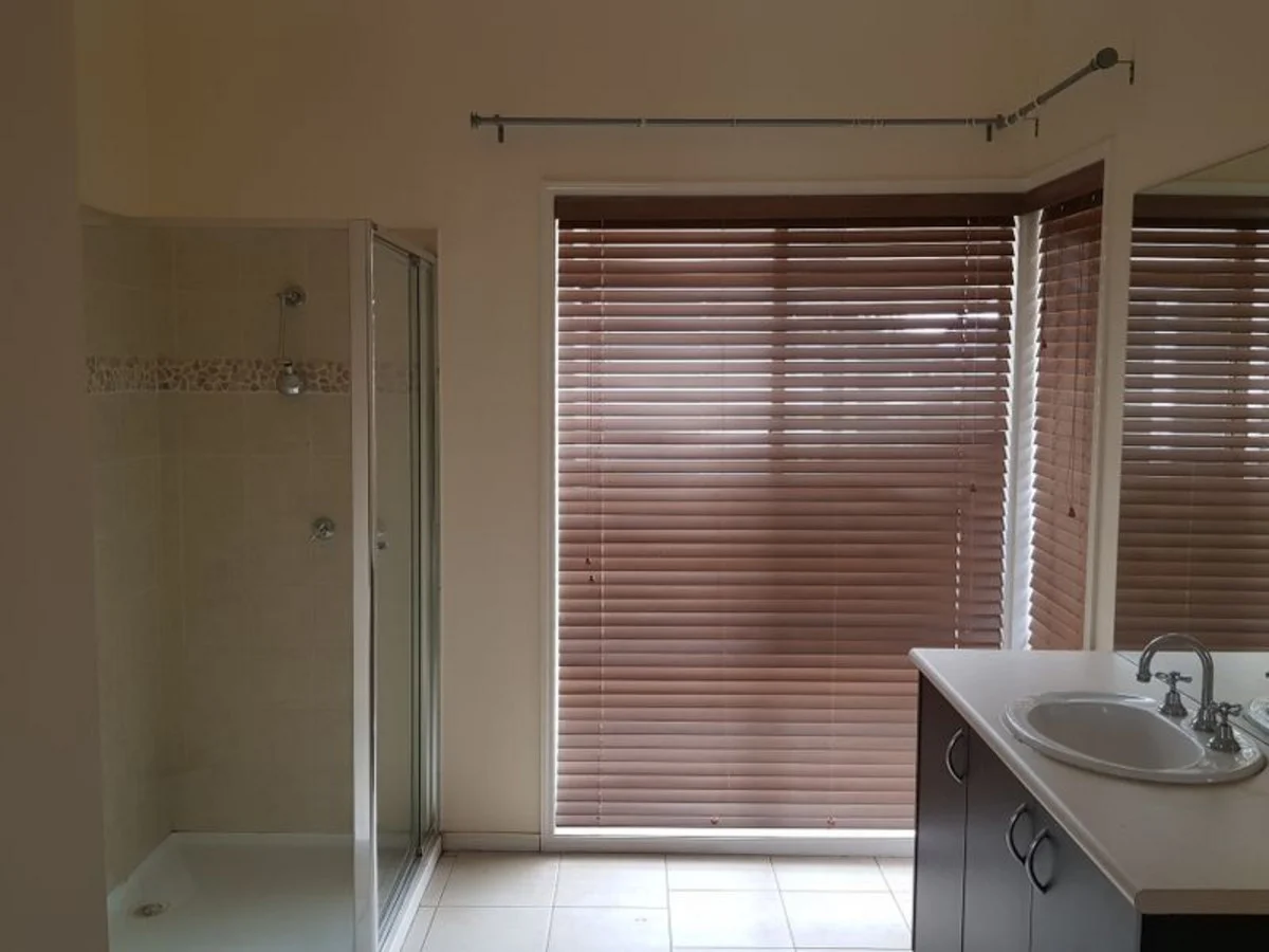 4 Ravello Circuit, Point Cook VIC 3030 photo 4