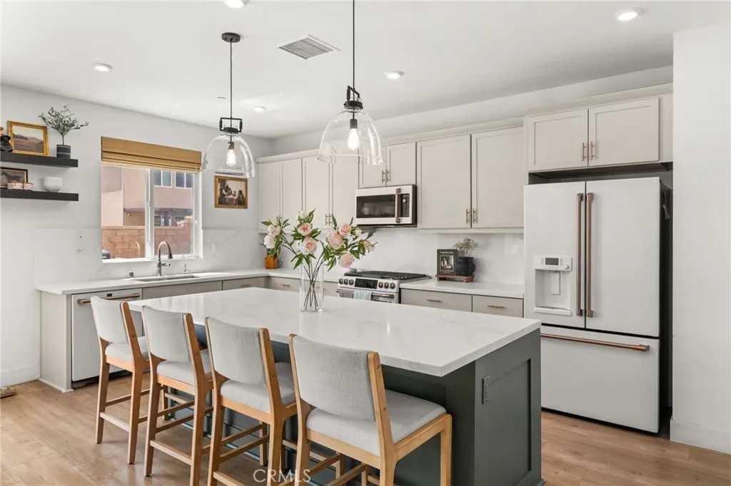 Additional image 9 of 3557 W Seco Dr, San Bernardino, CA 92407