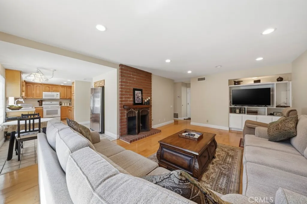 Additional image 13 of 5 Eden, Irvine, CA 92620