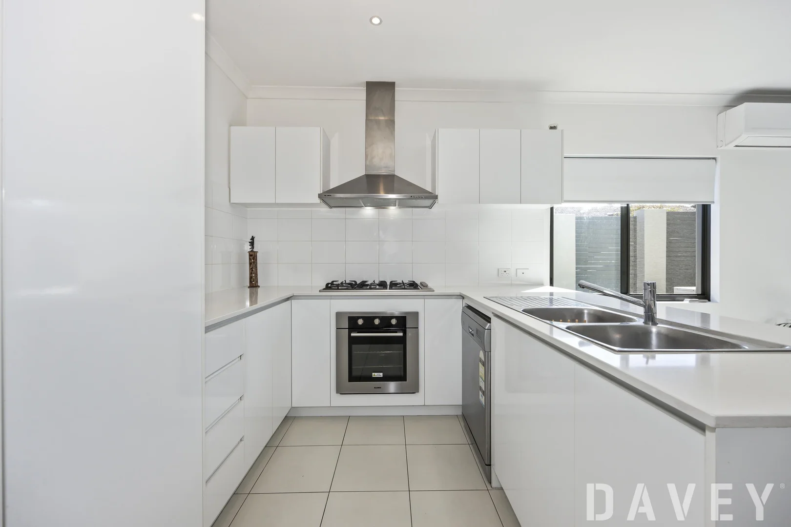 Additional image 11 of 89 Sackville Terrace, Scarborough WA 6019