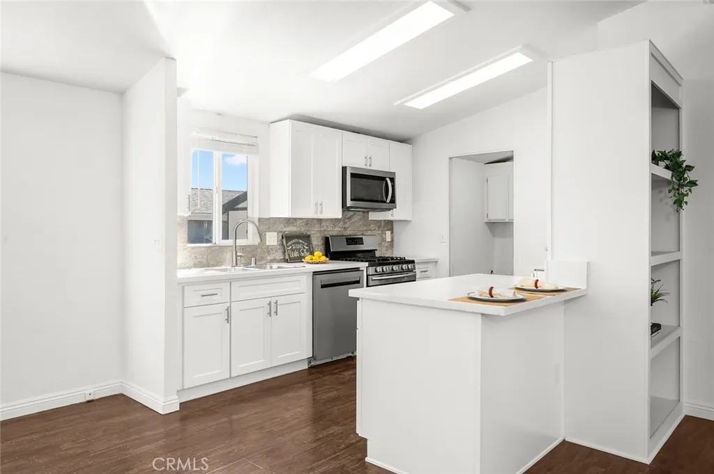 Additional image 53 of 10412 Comstock Rd, Corona, CA 92883