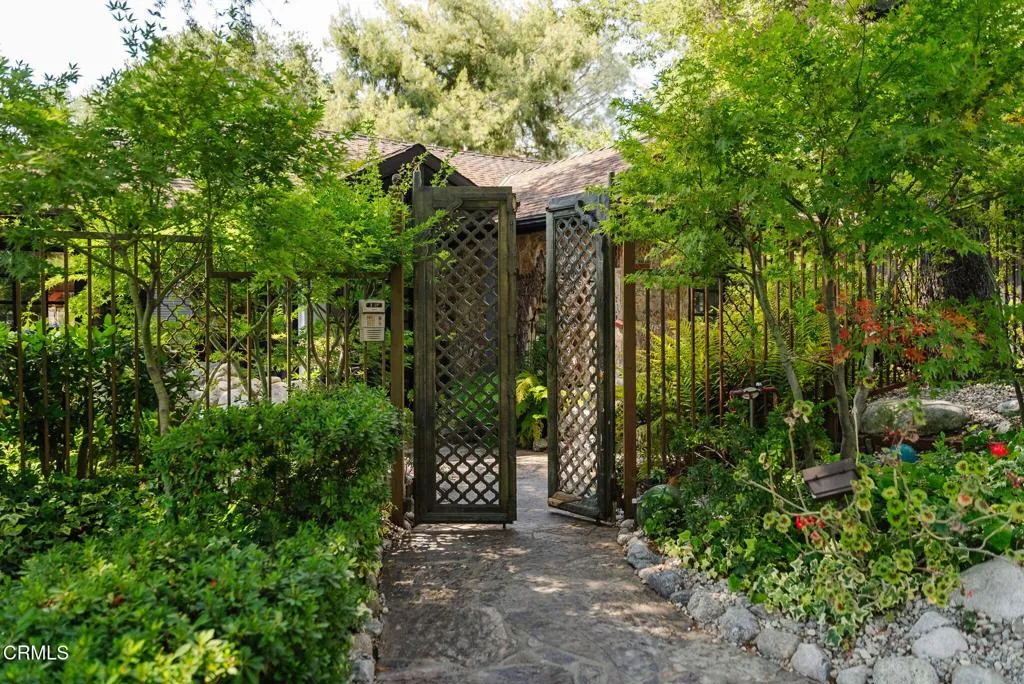 Additional image 5 of 4953 Alta Canyada Road, La Canada Flintridge, CA 91011