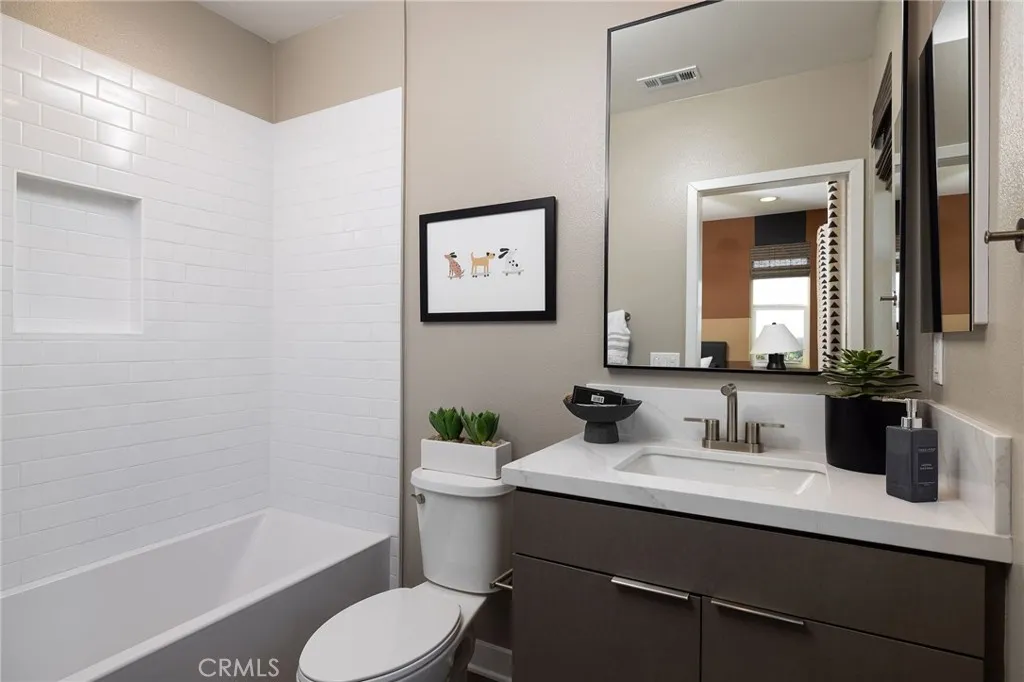 Additional image 41 of 324 E Whittier Boulevard, La Habra, CA 90631