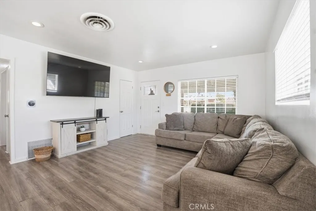 Additional image 33 of 6947 Sunny Brae Avenue, Winnetka, CA 91306