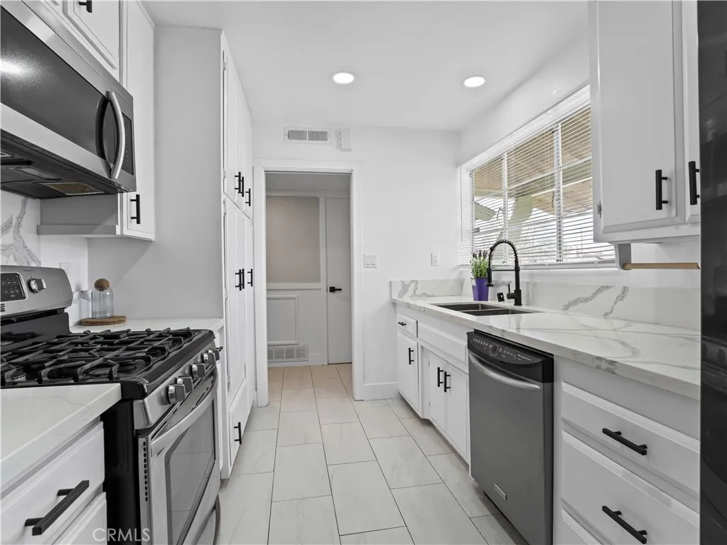 Additional image 37 of 1112 E Avenue J4, Lancaster, CA 93535