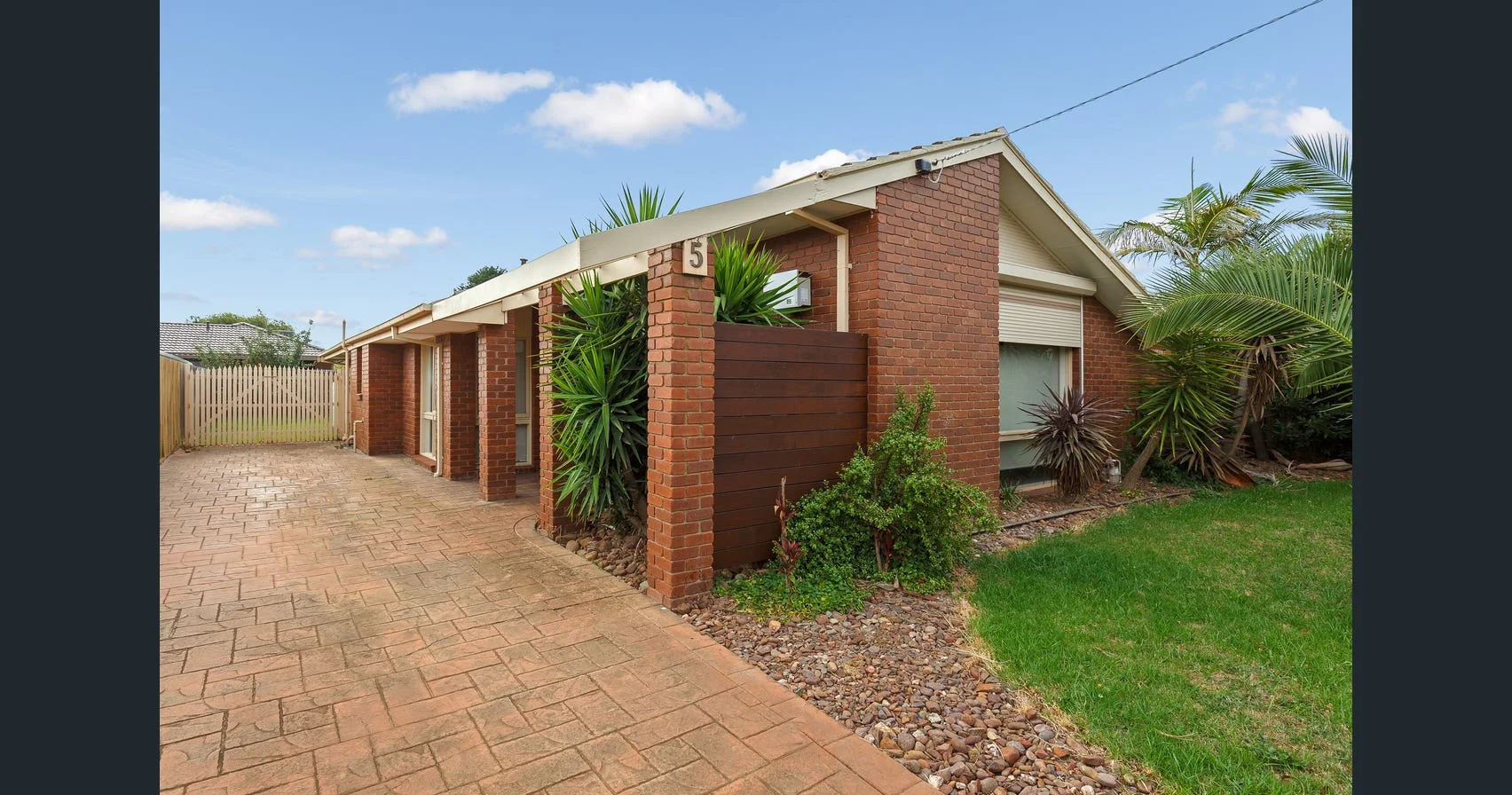 5 Bouverie Place, Epping VIC 3076