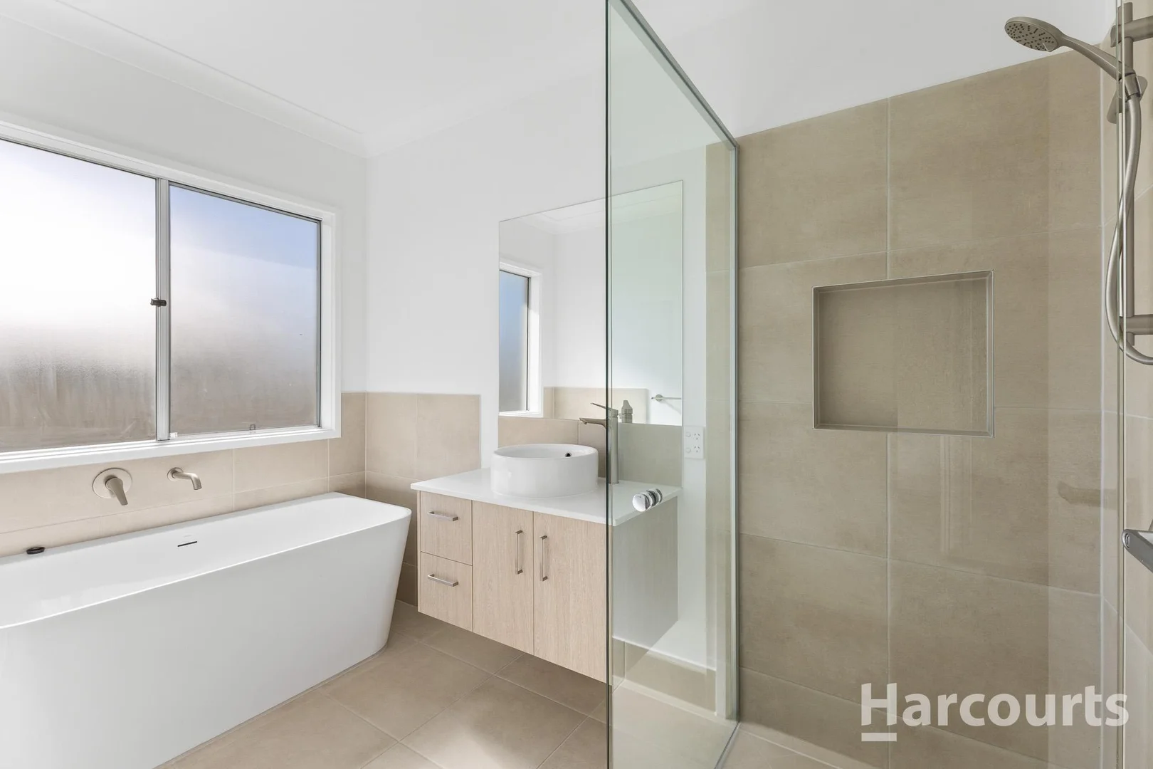 Additional image 3 of 8 Distant Waters Court, Burrum Heads QLD 4659