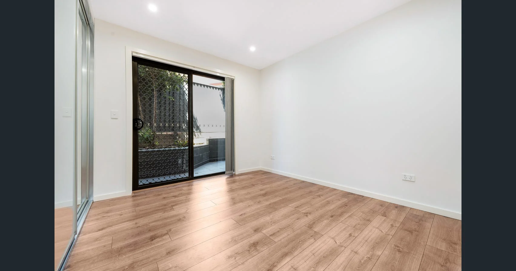 Additional image 3 of 1/12 Zuttion Avenue, Beverly Hills NSW 2209