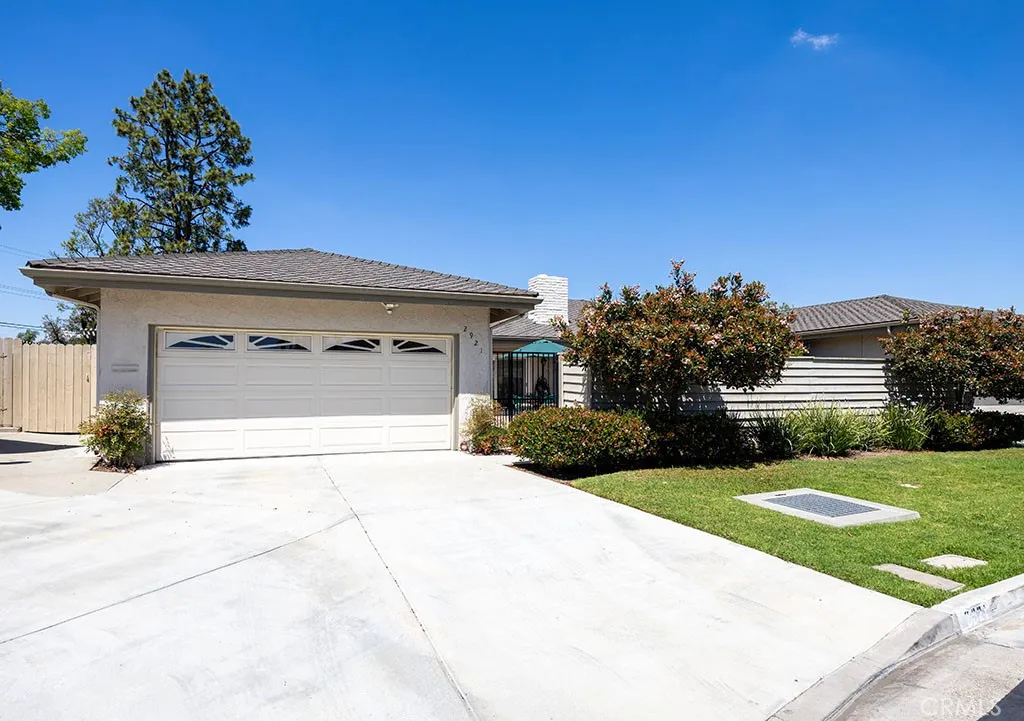 2921 Persimmon Pl, Fullerton, CA 92835 photo 2