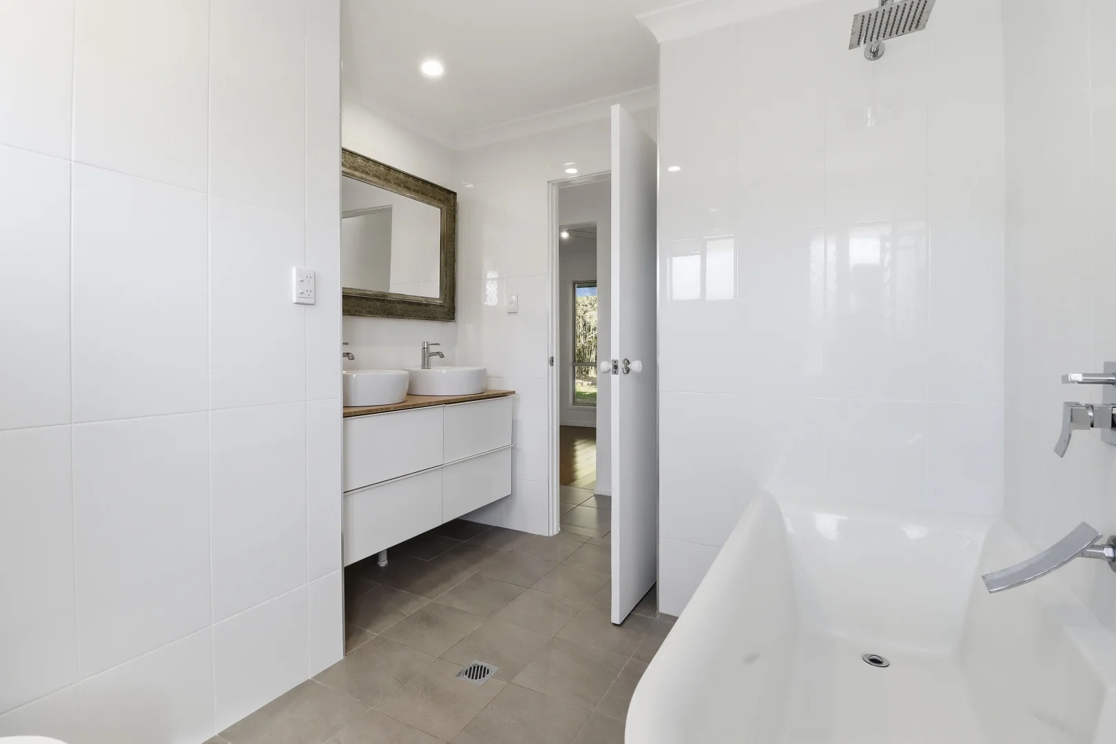 Additional image 8 of 15 Niblick Way, Redland Bay QLD 4165