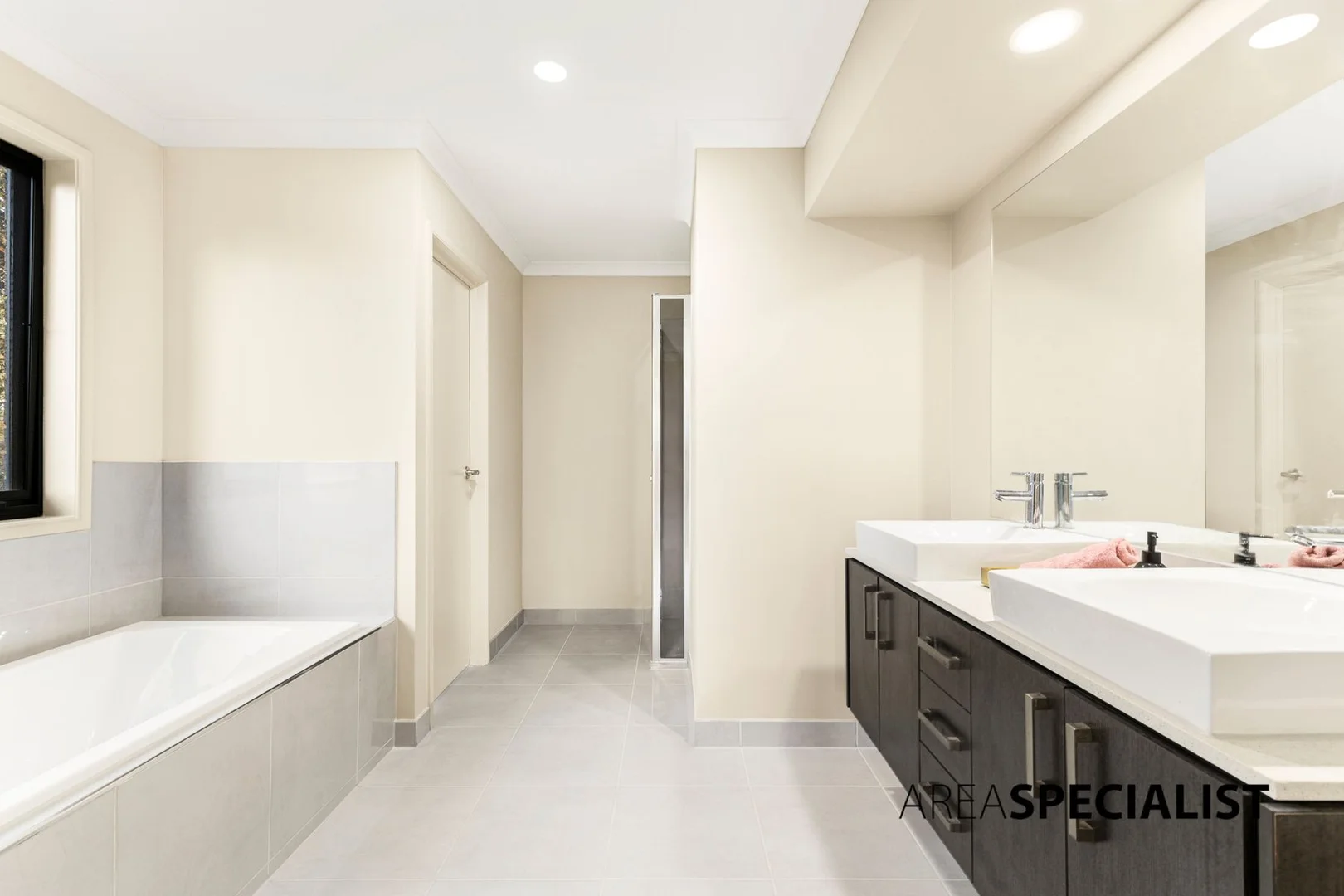 Additional image 10 of 20 Mullein Bend, Cranbourne North VIC 3977