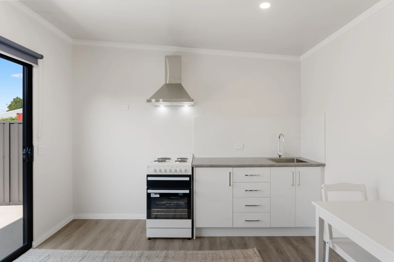 Additional image 9 of Granny flat 1/155 Berwick St, Victoria Park WA 6100