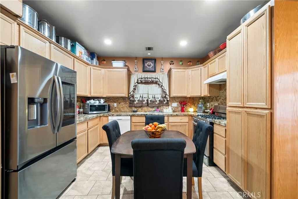 Additional image 37 of 1329 W Ave I, Lancaster, CA 93534