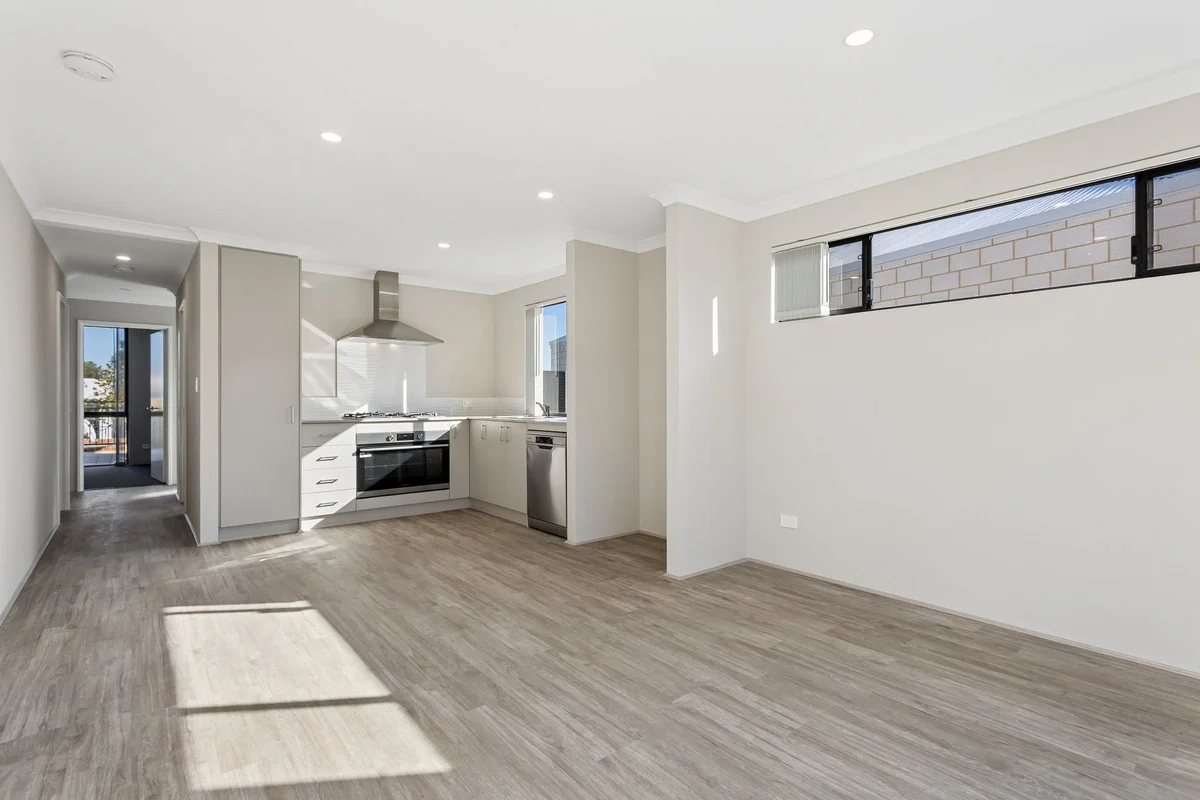 Additional image 16 of 40 Jewel Way, Banksia Grove WA 6031