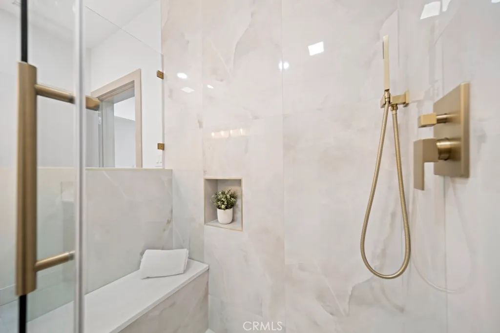 Additional image 53 of 1676 W 24th St, Los Angeles, CA 90007