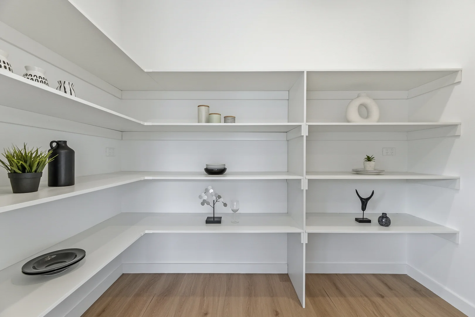 Additional image 9 of 11 Kingswood Avenue, Mount Waverley VIC 3149