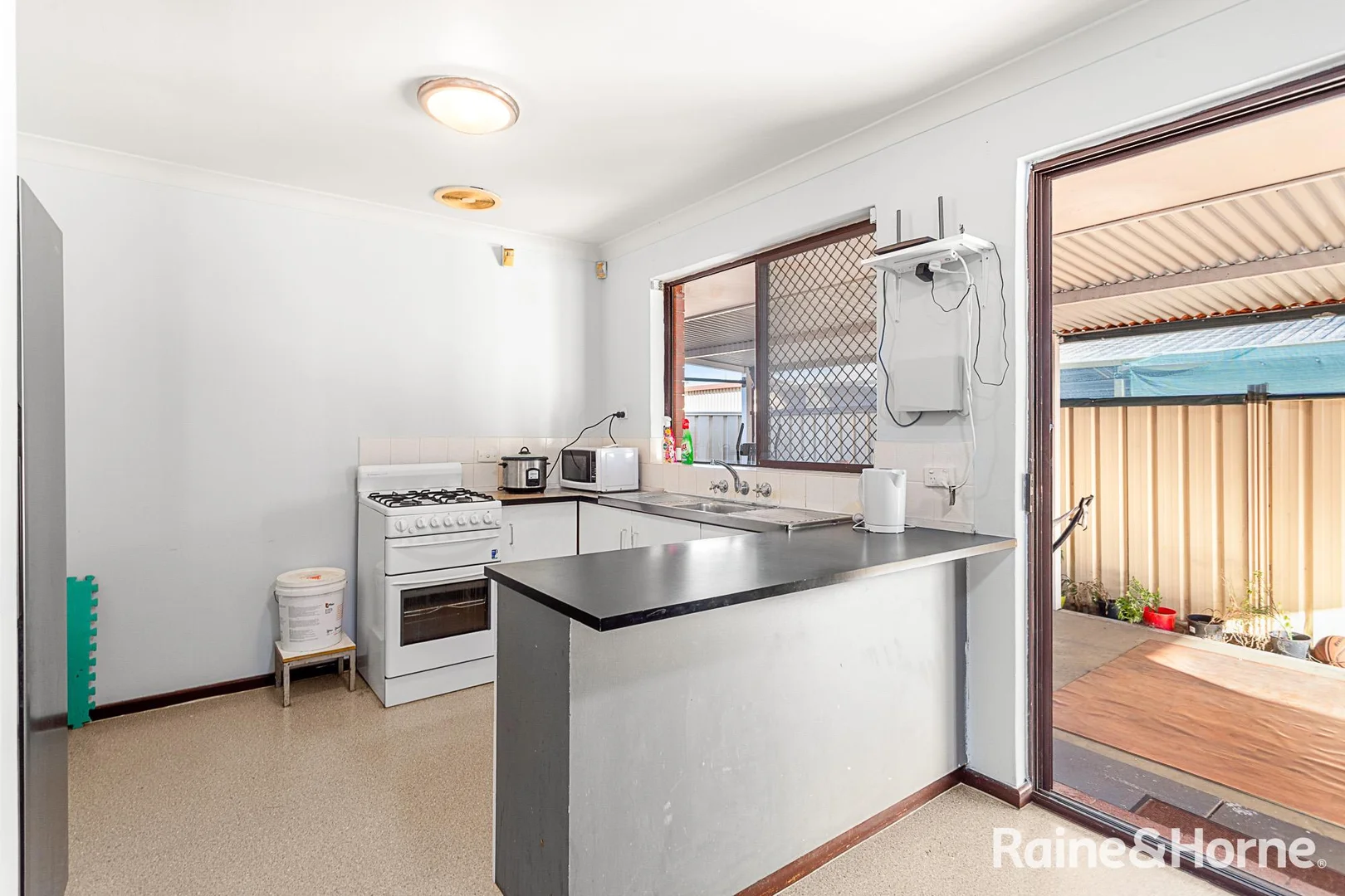 Additional image 11 of 35 Mercer Way, Balga WA 6061