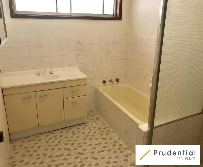Additional image 5 of 9 Gloucester Street, Macquarie Fields NSW 2564