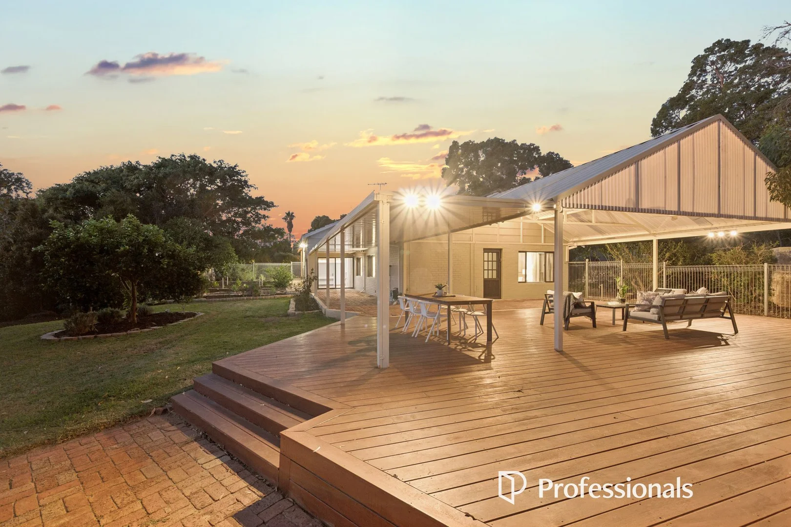 Additional image 31 of 1 High Peak Place, Lesmurdie WA 6076