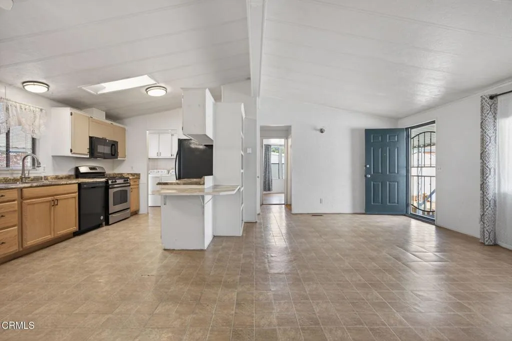 Additional image 46 of 372 Hadley Drive Unit -, Ventura, CA 93003