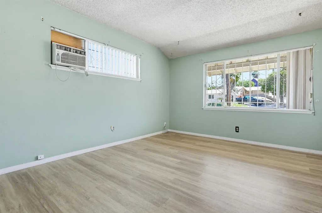Additional image 28 of 7128 Jacmar Avenue, San Diego, CA 92114