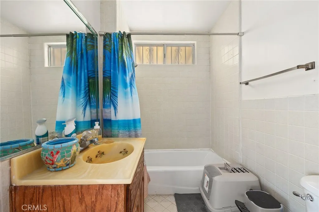 Additional image 16 of 816 N Kenmore Avenue, Los Angeles, CA 90029