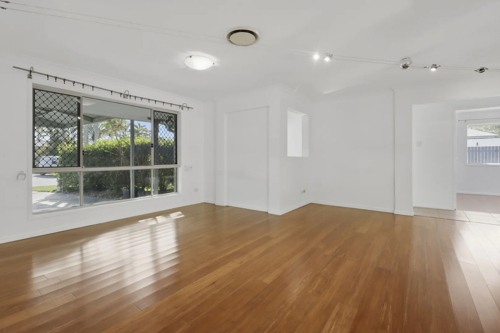 Additional image 12 of 15 Niblick Way, Redland Bay QLD 4165