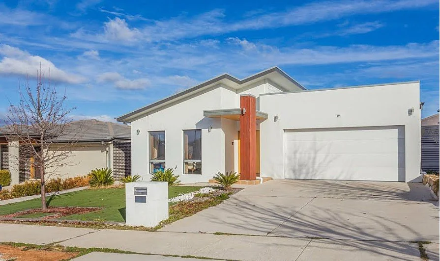 8 Ronald Walker Street, Casey ACT 2913