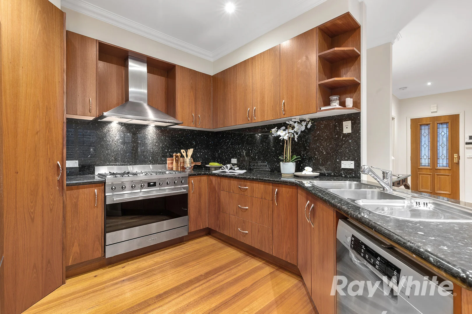 Additional image 8 of 2/16 Schulz Street, Bentleigh East VIC 3165