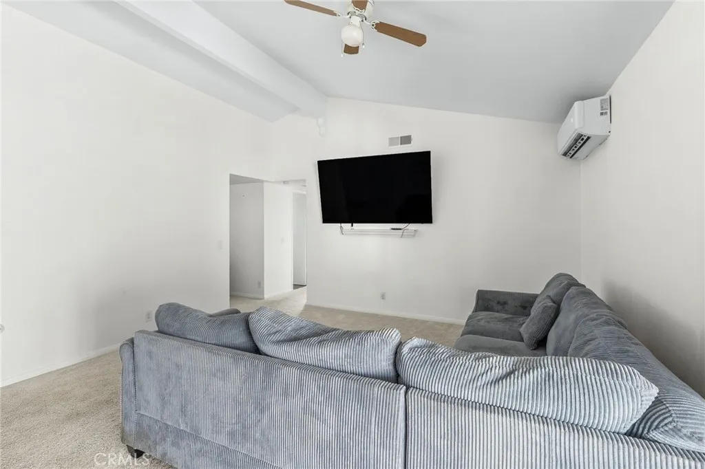 Additional image 10 of 319 Oakhurst Drive, San Jacinto, CA 92583