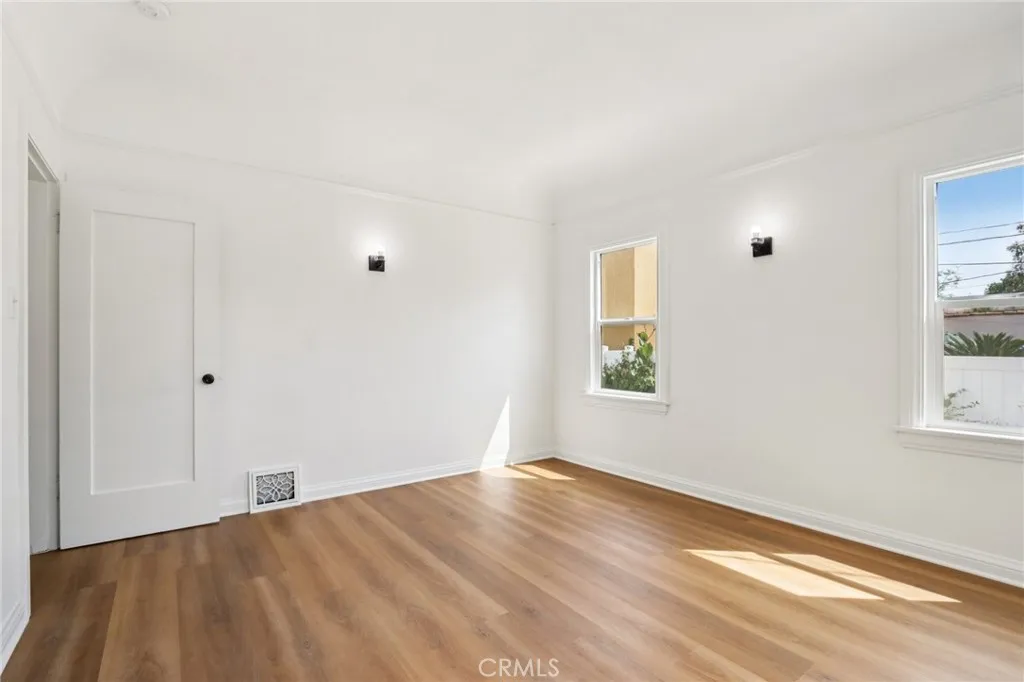 Additional image 53 of 1112 W 64th Street, Los Angeles, CA 90044