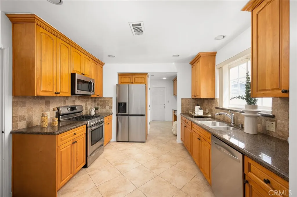 Additional image 13 of 1704 S Date Avenue, Alhambra, CA 91803