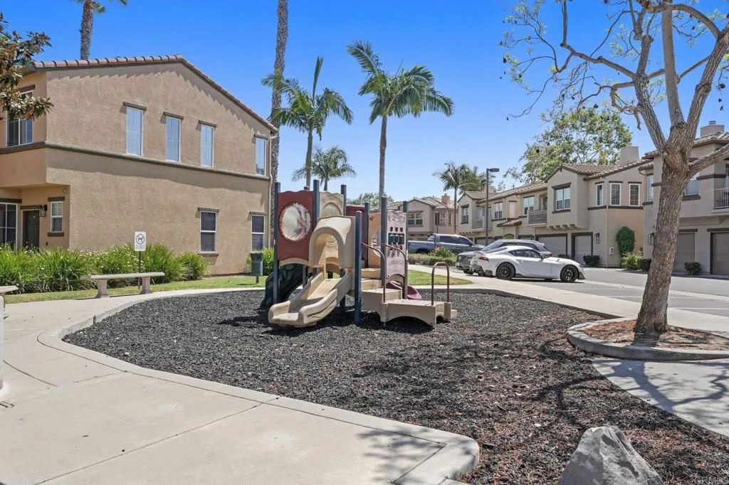 Additional image 52 of 641 Sumner Way #1, Oceanside, CA 92058