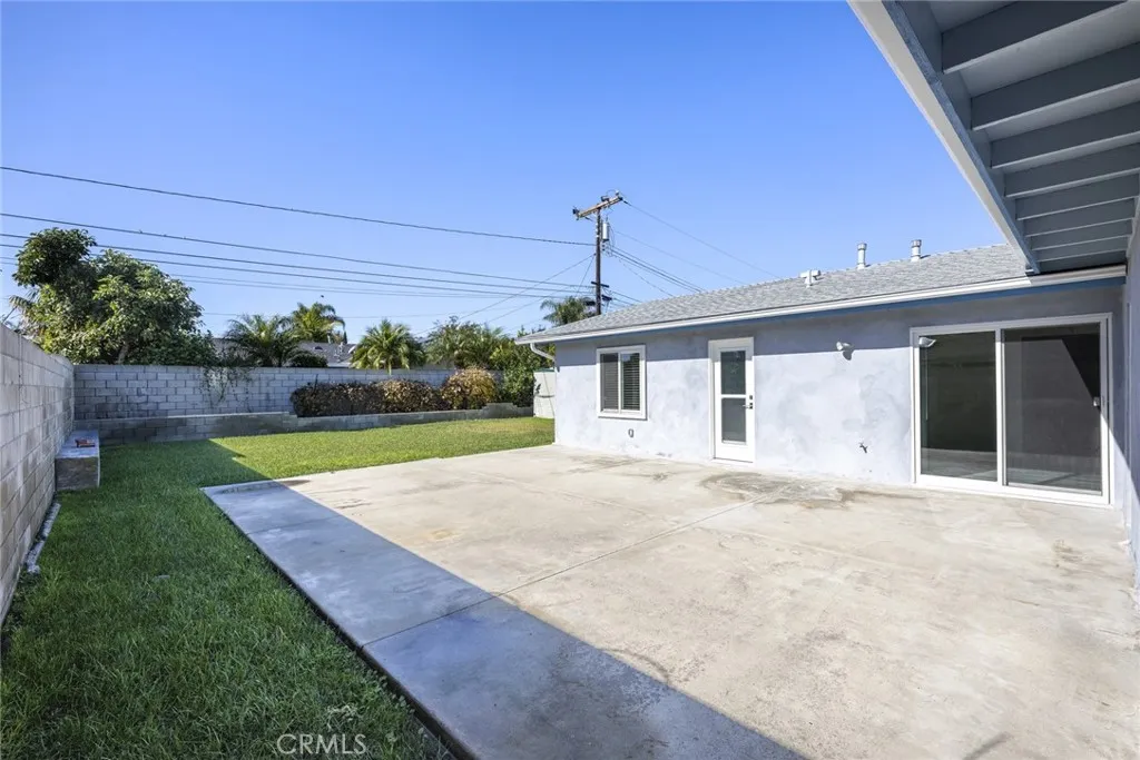 19111 Carp Circle, Huntington Beach, CA 92646 photo 4