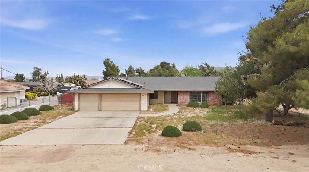 7589 Glider Ave, Hesperia, CA 92345 photo 4
