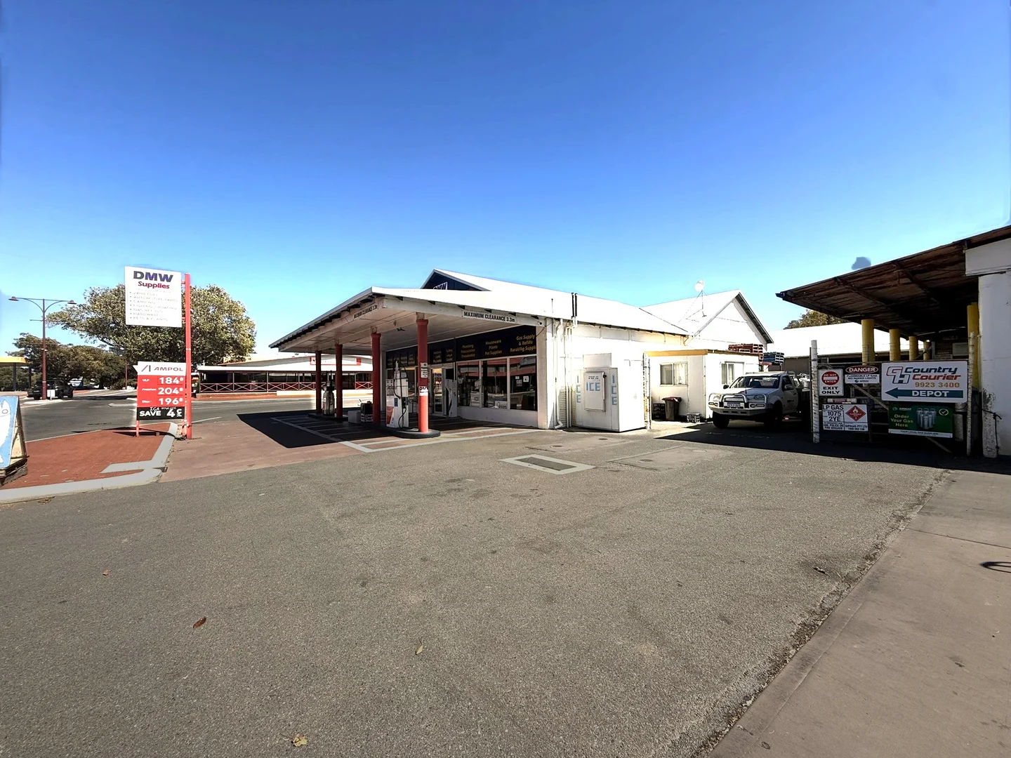 Additional image 3 of 39 Moreton Terrace, Dongara WA 6525