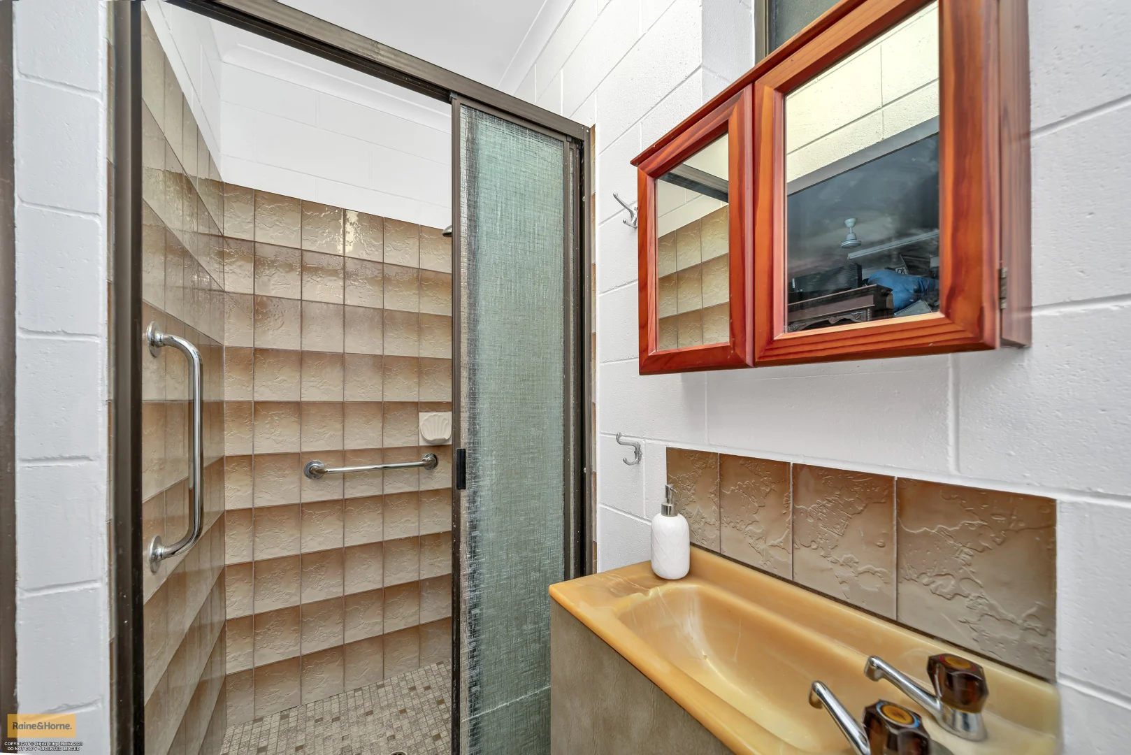 Additional image 20 of 28 Riverside Crescent, Innisfail Estate QLD 4860