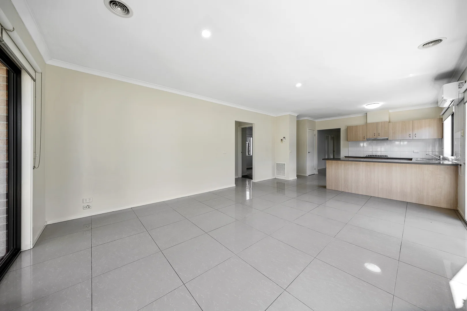 Additional image 8 of 17 Beechtree Way, Cranbourne North VIC 3977