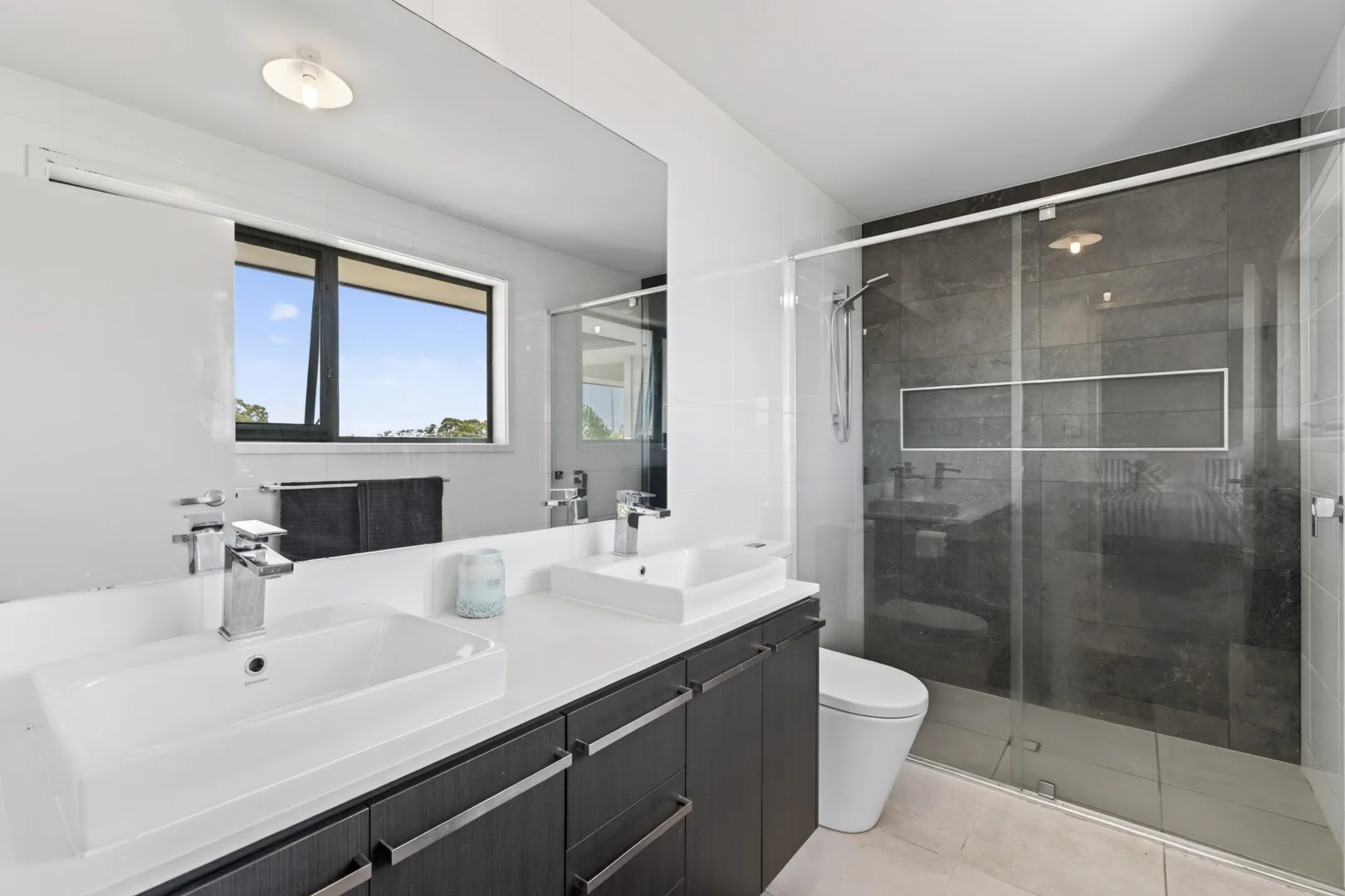 Additional image 23 of 8 Avoca Place, Redland Bay QLD 4165